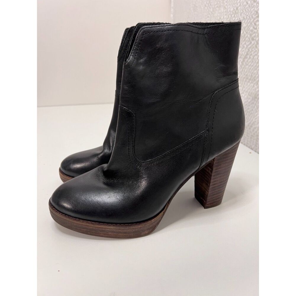 Lucky Brand Queys Platform Leather Ankle Booties. Size 8.